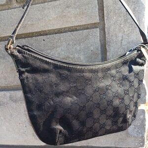 GUCCI Canvas Shoulder Bag Black 005 0813 1553